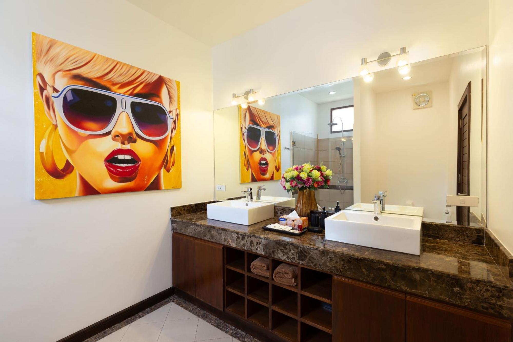 Extraordinary Courtyard 6Br Pool Villa Sri Suri, Naiharn Rawai المظهر الخارجي الصورة