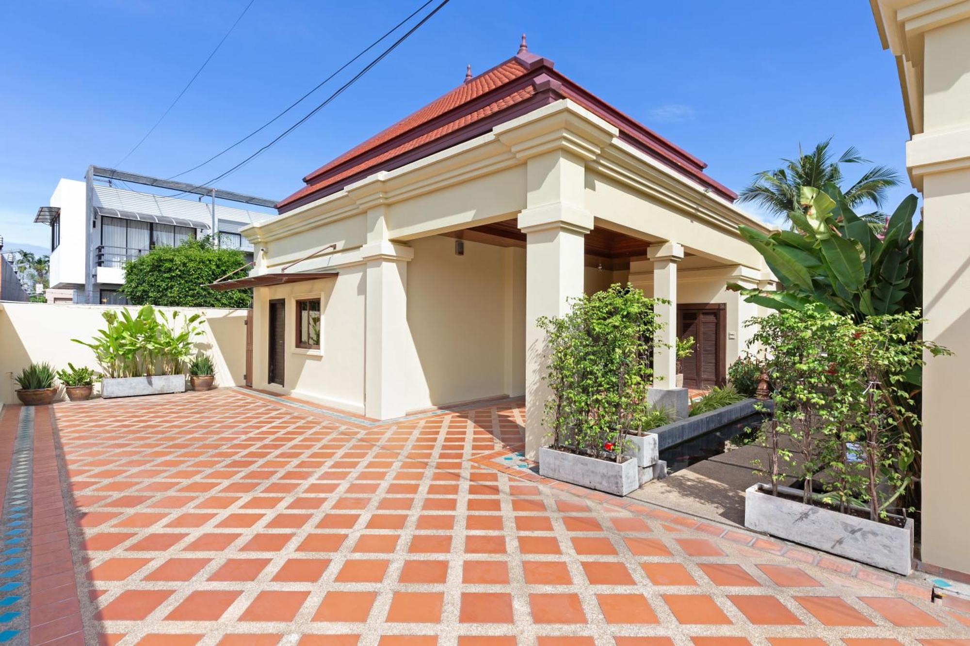 Extraordinary Courtyard 6Br Pool Villa Sri Suri, Naiharn Rawai المظهر الخارجي الصورة